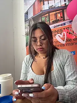 LIZ-06  online show from February 16, 1:29 pm