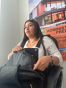 LIZ-06  online show from February 17, 1:29 pm