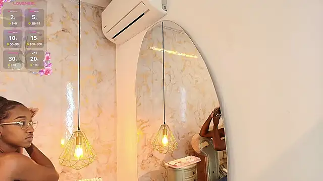 briannaduque online show from September 16, 2:18 pm