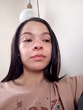 sofiaVelez01 online show from December 15, 6:37 pm