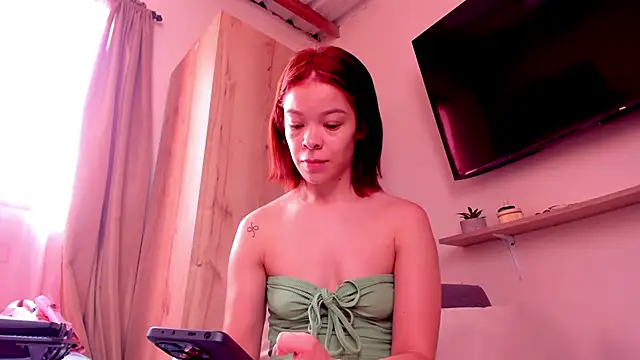 sofiaVelez01 online show from June 3, 4:34 pm