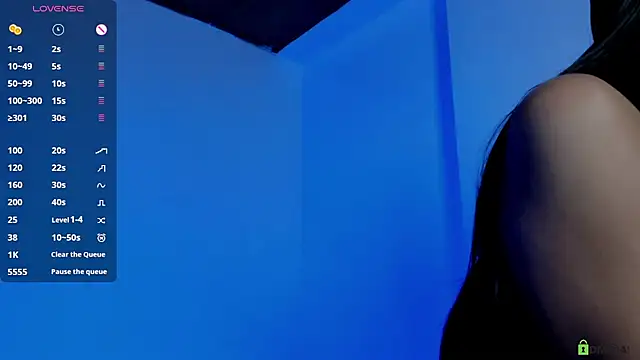 lia  Suummer online show from December 17, 8:34 am