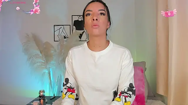 777AylinZ online show from September 17, 11:45 am