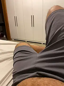 Snapshot of FabioF698 chatting on December 6, 1:18 am FabioF698 online show from December 6, 1:18 am