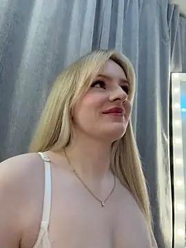 Snapshot of CaseyCumFace chatting on July 25, 9:12 pm CaseyCumFace online show from July 25, 9:12 pm