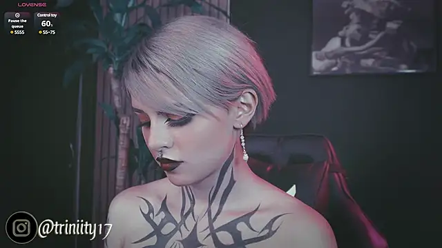 Snapshot of Trinity___s chatting on January 29, 4:19 pm Trinity s online show from January 29, 4:19 pm