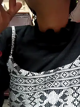 Snapshot of BabySlimmy10 chatting on February 23, 7:17 pm BabySlimmy10 online show from February 23, 7:17 pm