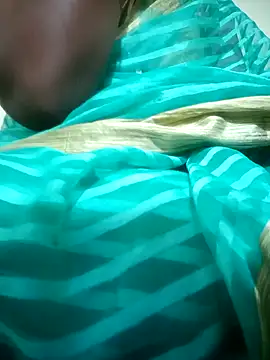 Snapshot of Cute-chinny chatting on January 22, 2:03 pm Cute-chinny online show from January 22, 2:03 pm