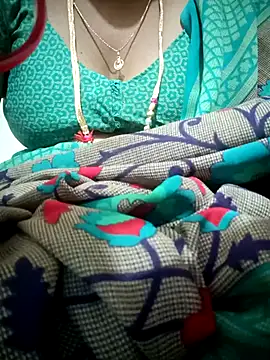 Snapshot of Cute-chinny chatting on September 22, 1:13 pm Cute-chinny online show from September 22, 1:13 pm