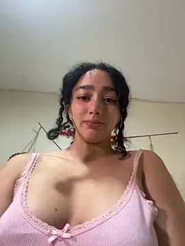 Snapshot of Doll4you_ chatting on October 19, 4:13 am Doll4you  online show from October 19, 4:13 am