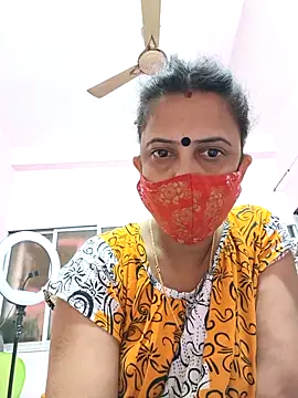 Snapshot of Cute-manisha chatting on February 12, 1:41 am Cute-manisha online show from February 12, 1:41 am