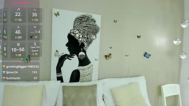 Adelesmithh online show from March 13, 2:33 pm