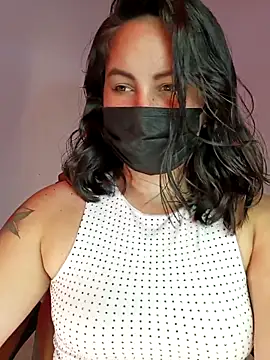 Aiunii1 online show from November 14, 1:43 pm