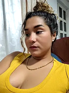 BrendaGirs online show from November 19, 2:22 am