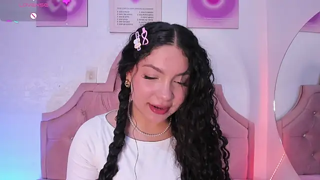 amandalee01 online show from September 12, 7:36 pm