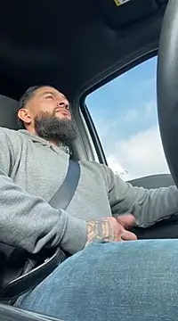 Snapshot of ValleyHammer chatting on December 19, 10:32 pm ValleyHammer online show from December 19, 10:32 pm