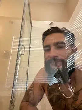 Snapshot of ValleyHammer chatting on December 27, 9:32 pm ValleyHammer online show from December 27, 9:32 pm