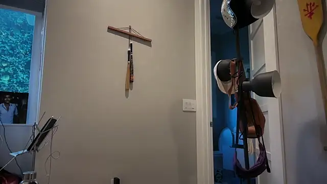 69woodinson online show from October 28, 8:22 pm