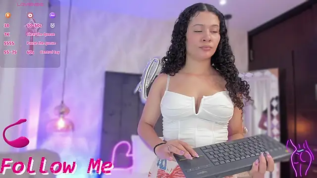 SHARONN     online show from March 1, 4:04 am