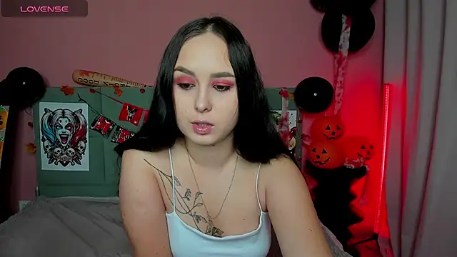 BeatriceReeves online show from October 27, 1:09 am