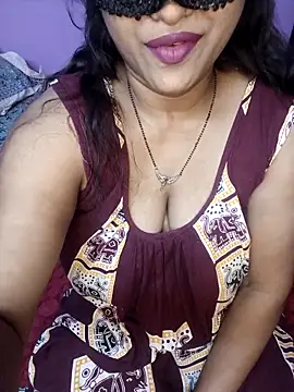 Snapshot of Sexy_Mona_Bhabhi chatting on October 9, 5:33 pm Sexy Mona Bhabhi online show from October 9, 5:33 pm