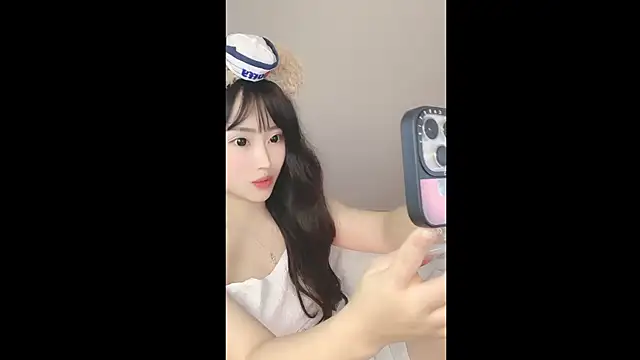 Snapshot of ffccvjsexx chatting on December 10, 7:22 pm ffccvjsexx online show from December 10, 7:22 pm