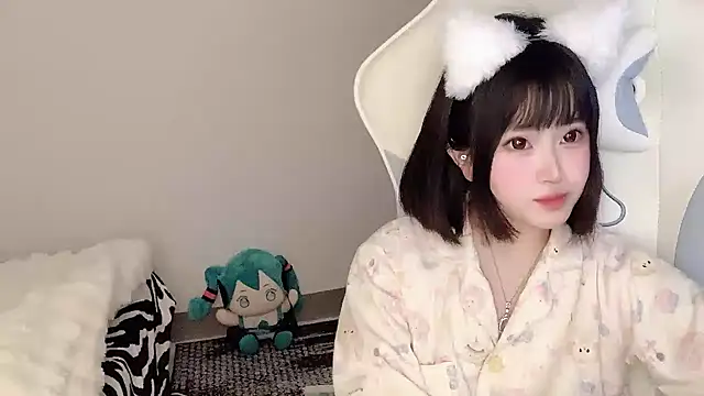 Snapshot of ffccvjsexx chatting on March 13, 4:01 pm ffccvjsexx online show from March 13, 4:01 pm