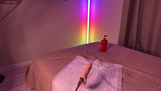 Walt Enjoy online show from September 22, 6:10 pm