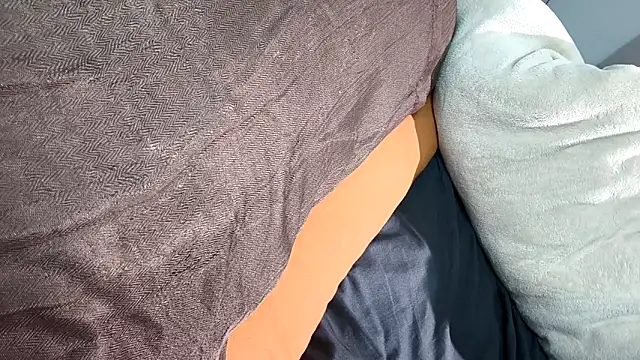 Weiwei5200 online show from February 21, 11:28 pm