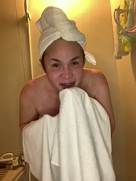 Snapshot of A1ra_777 chatting on January 13, 11:52 am A1ra 777 online show from January 13, 11:52 am