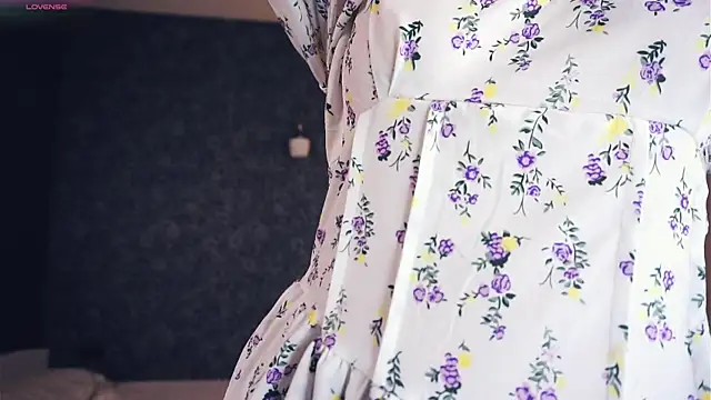 MoiraHavins online show from November 16, 5:13 am