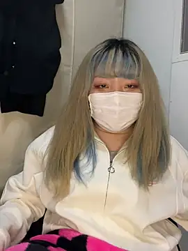 Snapshot of YUNA-yuna chatting on December 28, 11:52 am YUNA-yuna online show from December 28, 11:52 am