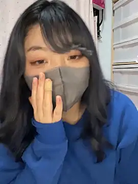 Snapshot of YUNA-yuna chatting on February 1, 6:51 pm YUNA-yuna online show from February 1, 6:51 pm