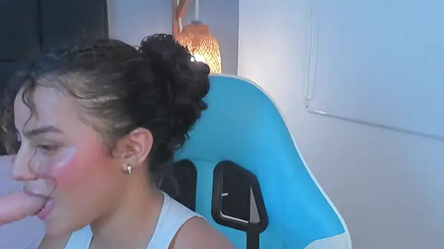 yaya23x online show from January 15, 10:24 pm