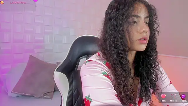 yaya23x online show from October 28, 2:53 pm