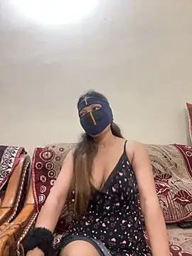 HoneyBearCpl online show from February 7, 3:12 am