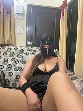 HoneyBearCpl online show from February 22, 4:19 pm