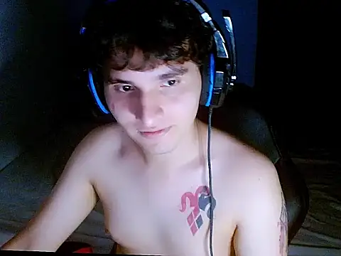 Charley quin online show from April 4, 11:46 pm