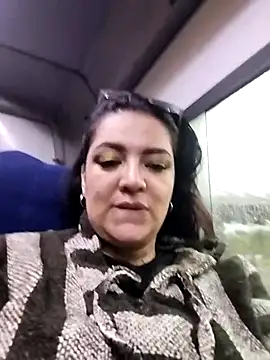 poisson ivy online show from March 17, 11:21 am