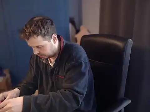 CuteMan33 online show from February 1, 1:53 pm