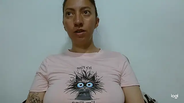 Snapshot of kaybabyhot chatting on June 24, 4:28 pm kaybabyhot online show from June 24, 4:28 pm