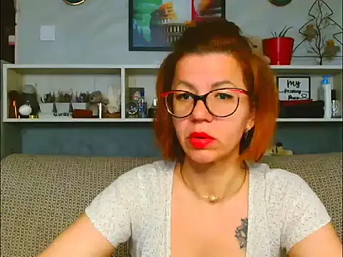 Snapshot of Natali3855 chatting on April 30, 3:46 am Natali3855 online show from April 30, 3:46 am