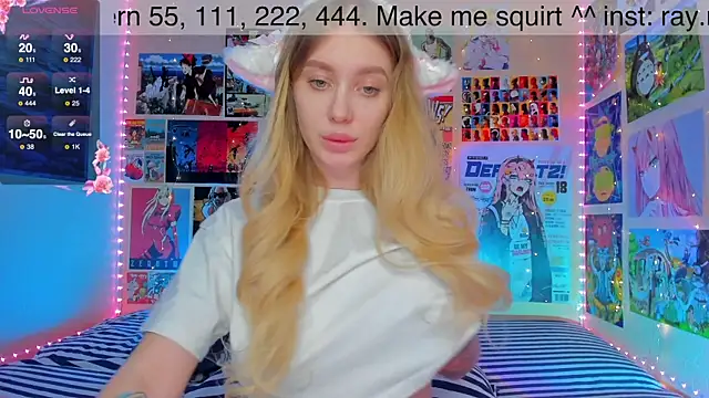 Snapshot of AliceMilman chatting on February 1, 10:48 am AliceMilman online show from February 1, 10:48 am