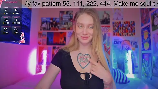 Snapshot of AliceMilman chatting on March 14, 12:07 pm AliceMilman online show from March 14, 12:07 pm