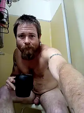 Snapshot of chewciferthered chatting on December 20, 8:45 pm chewciferthered online show from December 20, 8:45 pm