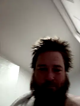 Snapshot of chewciferthered chatting on February 15, 4:25 am chewciferthered online show from February 15, 4:25 am