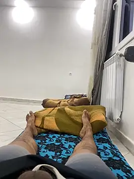 Lahcene online show from April 27, 5:44 pm