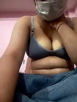 radhika07 online show from December 28, 9:31 am