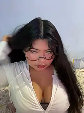 Snapshot of CANELA_9911 chatting on June 25, 12:43 am CANELA 9911 online show from June 25, 12:43 am