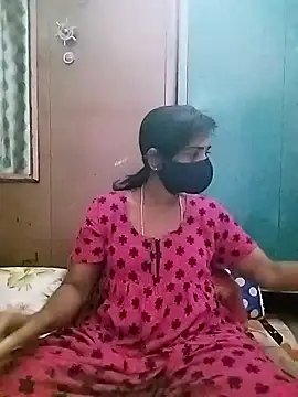 Snapshot of sweety_telugu_couple2027 chatting on February 6, 10:26 am sweety telugu couple2027 online show from February 6, 10:26 am